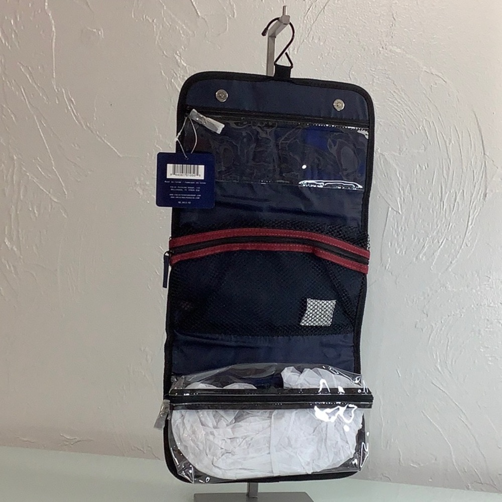 Original Penguin hanging toiletry bag travel kit NWT - Picture 2 of 9